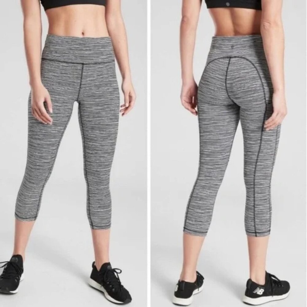 Athleta Black White Striped Ultimate Capri Leggings